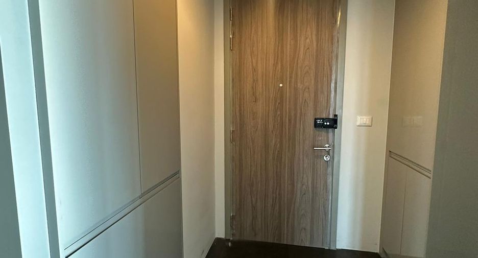 For rent and for sale 2 bedrooms apartment in Ratchathewi, Bangkok