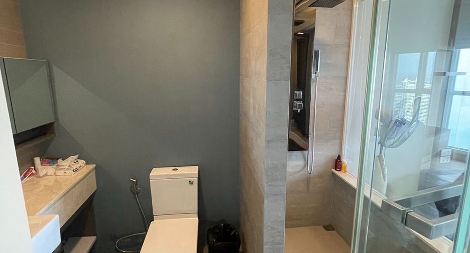 For rent 2 bedrooms condo in Bang Lamung, Chonburi