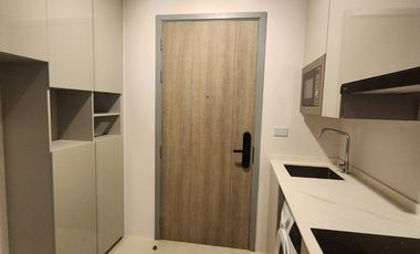 For sale 1 bed condo in Huai Khwang, Bangkok
