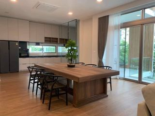 For rent and for sale 3 bedrooms house in Saphan Sung, Bangkok