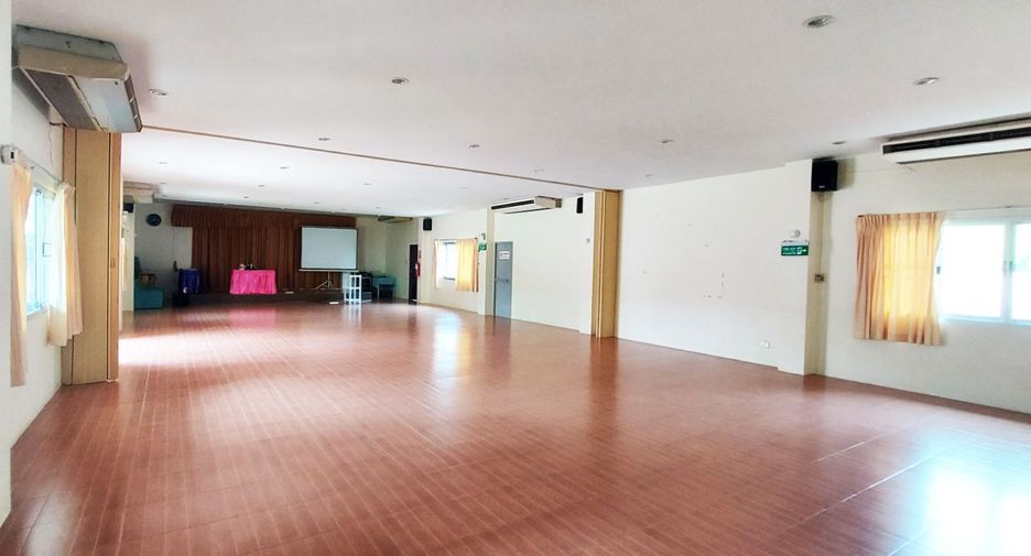 Hotel en venta de 33 habitaciones en Klaeng, Rayong