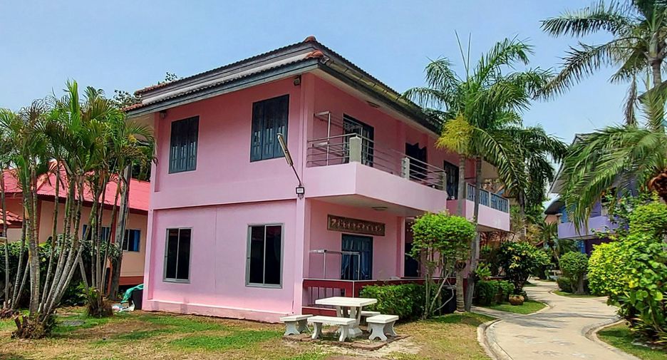 For sale 33 bed hotel in Klaeng, Rayong