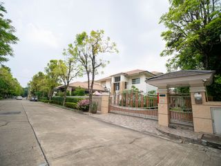 For sale 5 Beds house in Chom Thong, Bangkok
