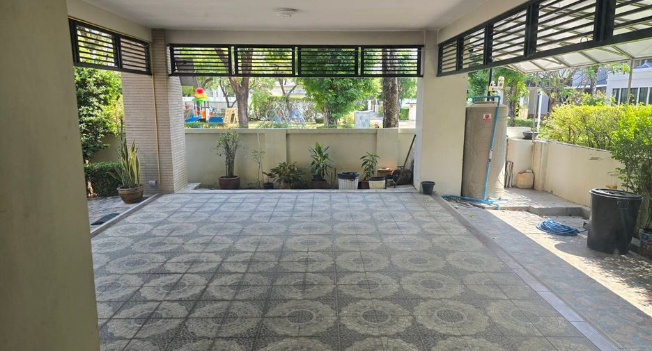 ขาย 5 ห้องนอน บ้านเดี่ยว ใน จอมทอง, กรุงเทพฯ