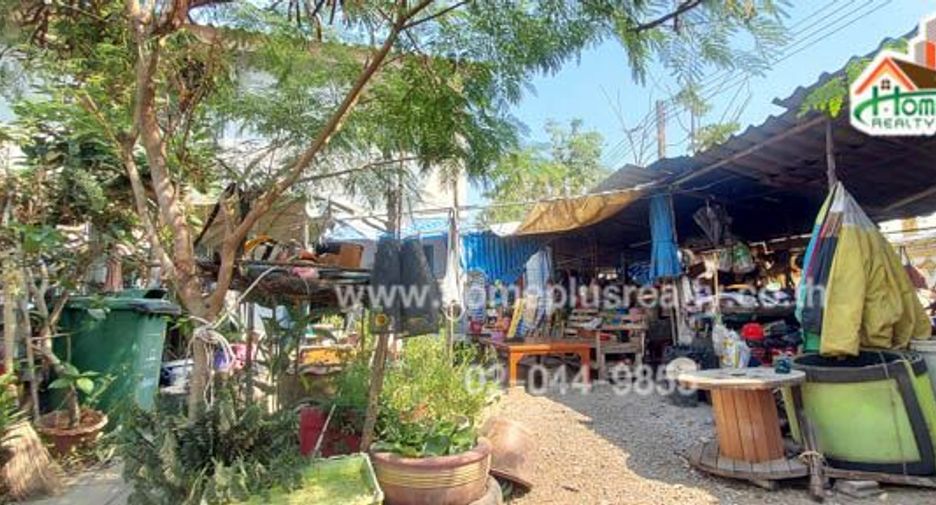 出售 1 卧室 联排别墅 在 Khlong Luang, Pathum Thani