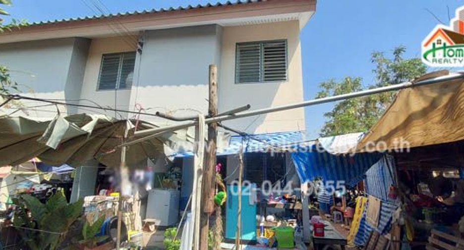 出售 1 卧室 联排别墅 在 Khlong Luang, Pathum Thani