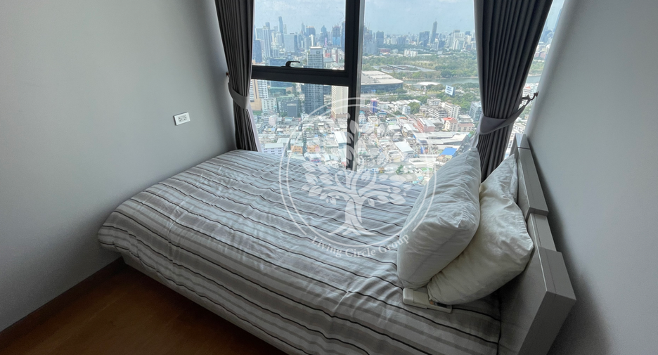 For rent 2 bedrooms condo in Khlong Toei, Bangkok