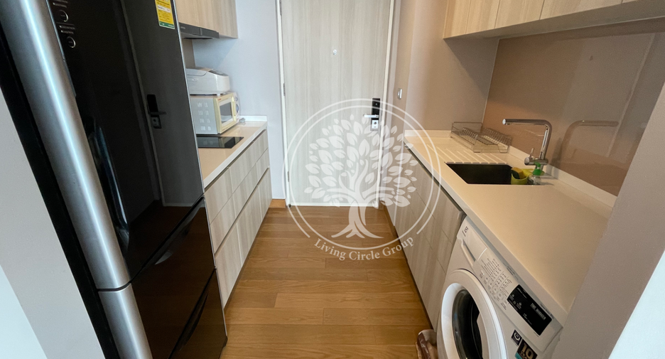 For rent 2 bedrooms condo in Khlong Toei, Bangkok