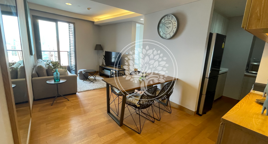 For rent 2 bedrooms condo in Khlong Toei, Bangkok