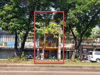 For sale 5 bed retail Space in Bang Sue, Bangkok