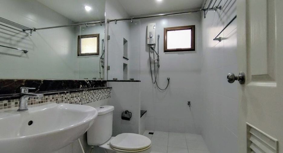 For rent 3 bedrooms house in Bang Phli, Samut Prakan