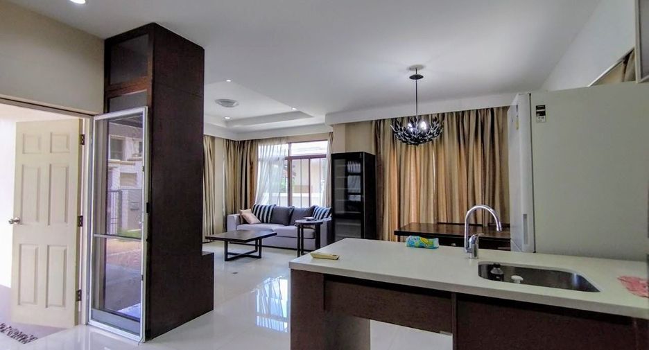 For rent 3 bedrooms house in Bang Phli, Samut Prakan