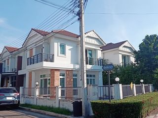 Аренда и продажа 3 спальни таунхаус в Bang Bua Thong, Нонтабури