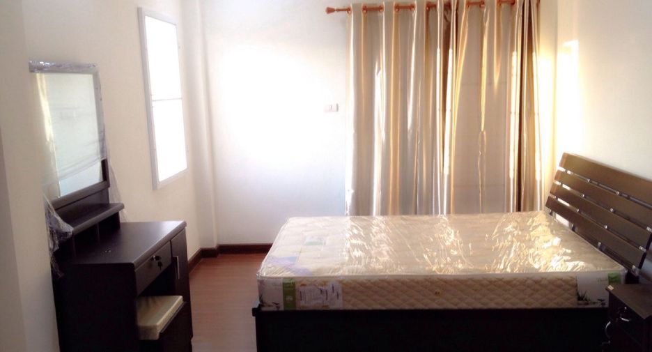 For rent and for sale 3 bed townhouse in Bang Bua Thong, Nonthaburi