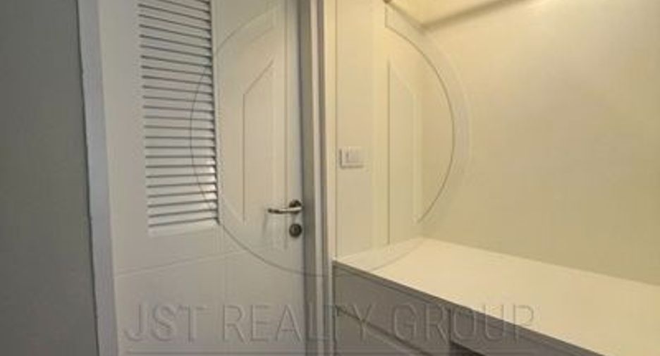 À vendre 2 chambres condo à Bang Kapi, Bangkok