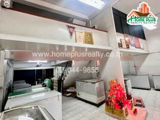 For sale 4 Beds retail Space in Mueang Ang Thong, Ang Thong