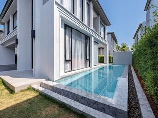 For rent and for sale 5 bed house in Prawet, Bangkok