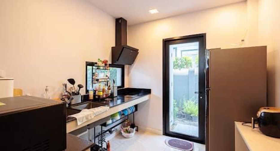 Casa en alquiler y en venta de 5 habitaciones en Prawet, Bangkok