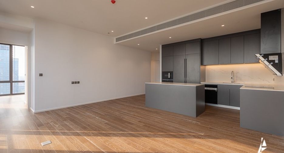 For sale 3 bedrooms condo in Pathum Wan, Bangkok