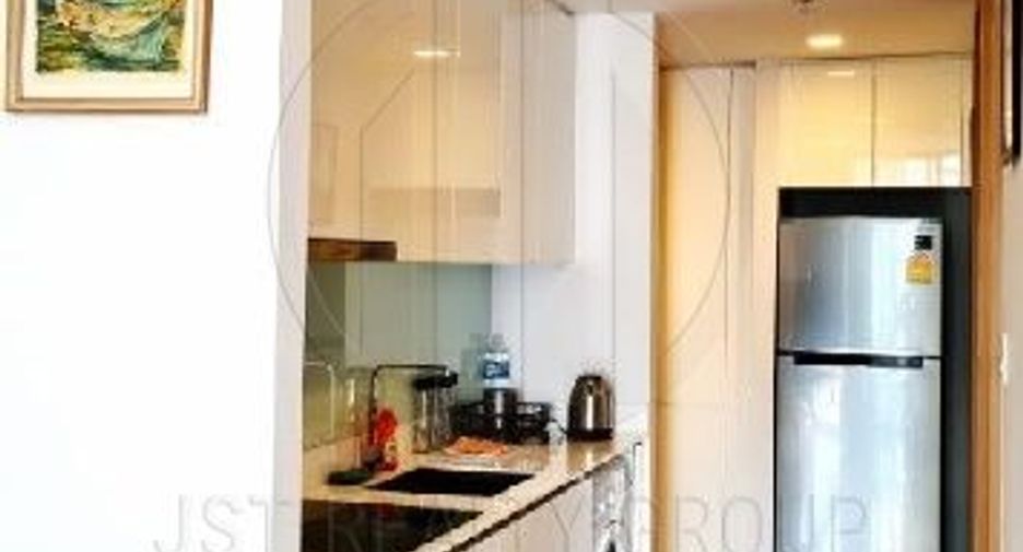 For sale 2 bedrooms condo in Watthana, Bangkok
