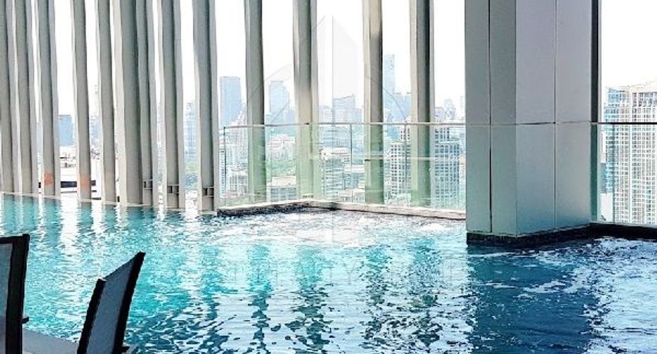 For sale 2 bedrooms condo in Watthana, Bangkok