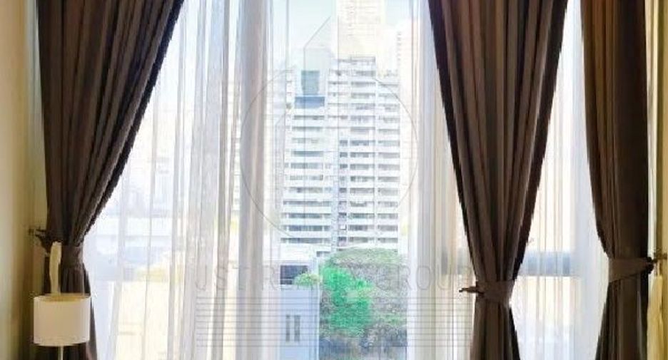 For sale 2 bedrooms condo in Watthana, Bangkok