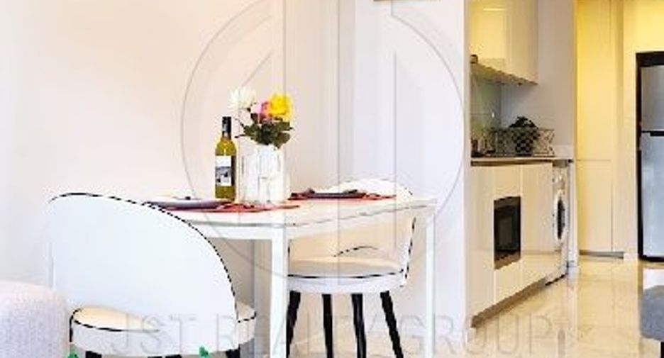 For sale 2 bedrooms condo in Watthana, Bangkok