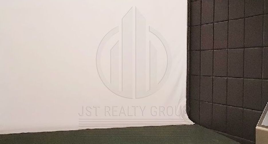 For sale 2 bedrooms condo in Watthana, Bangkok