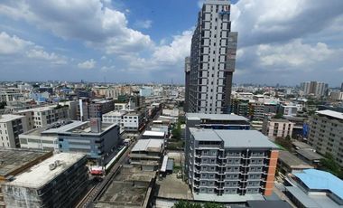 À vendre 1 chambre condo à Huai Khwang, Bangkok
