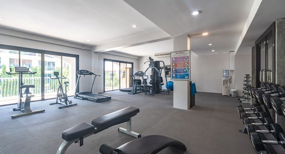 For rent 3 bedrooms apartment in Mueang Phuket, Phuket