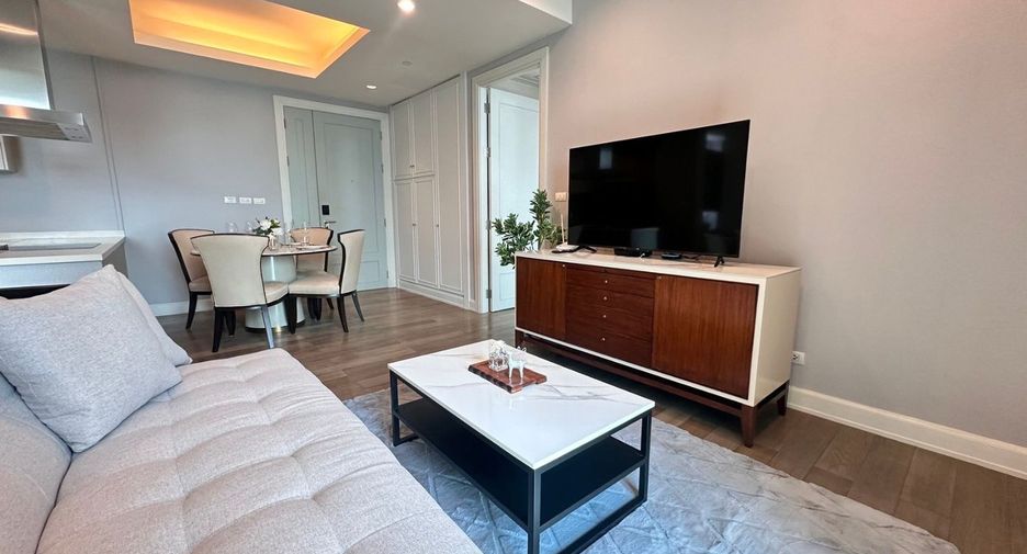 For rent and for sale 2 bedrooms condo in Pathum Wan, Bangkok