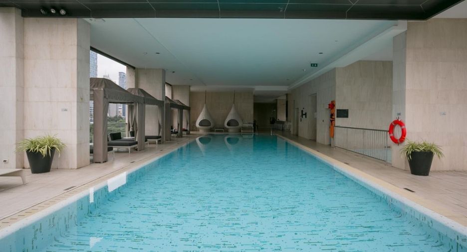For rent and for sale 2 bedrooms condo in Pathum Wan, Bangkok