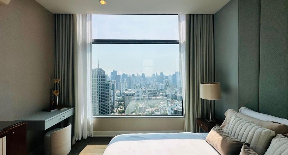 For rent and for sale 2 bedrooms condo in Pathum Wan, Bangkok