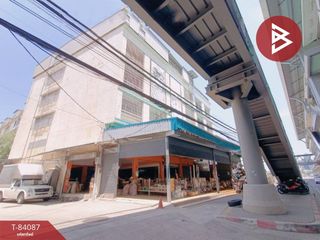For sale 11 bed retail Space in Mueang Samut Prakan, Samut Prakan