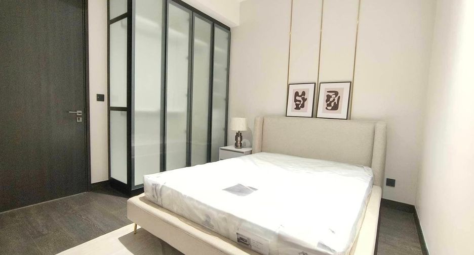 For rent 2 bedrooms condo in Sathon, Bangkok
