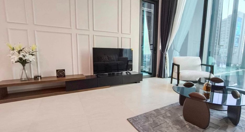 For rent 2 bedrooms condo in Sathon, Bangkok
