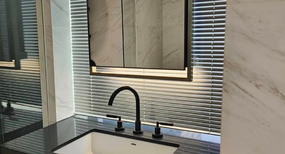 For rent 2 bedrooms condo in Sathon, Bangkok