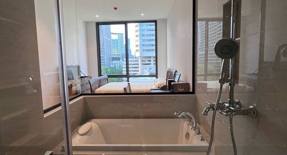 For rent 1 bed condo in Pathum Wan, Bangkok
