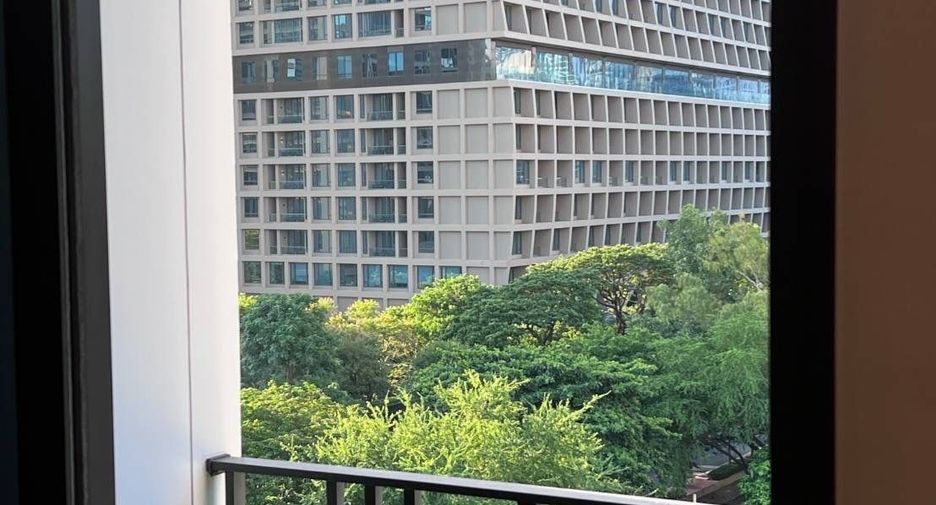 For rent 1 bed condo in Pathum Wan, Bangkok