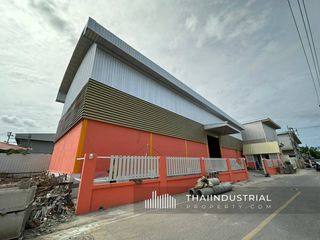 For rent warehouse in Mueang Samut Prakan, Samut Prakan