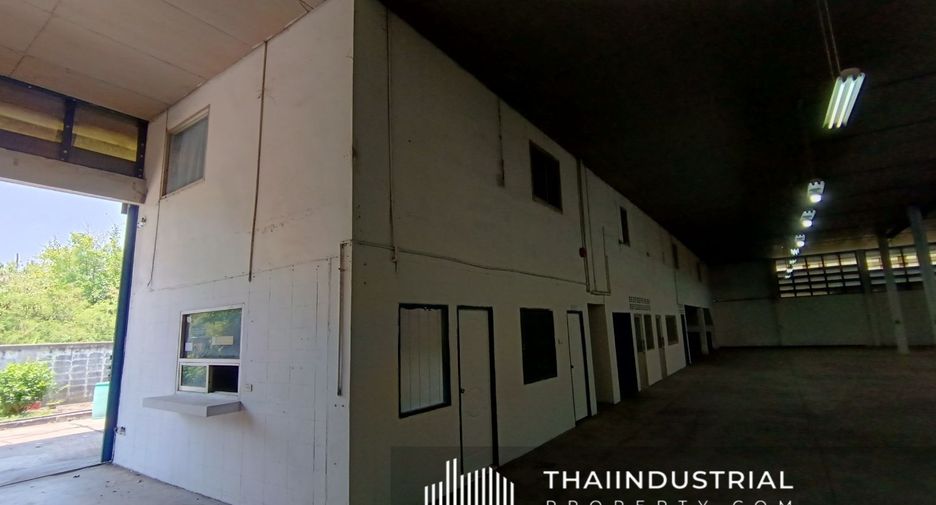 For rent warehouse in Ban Bueng, Chonburi