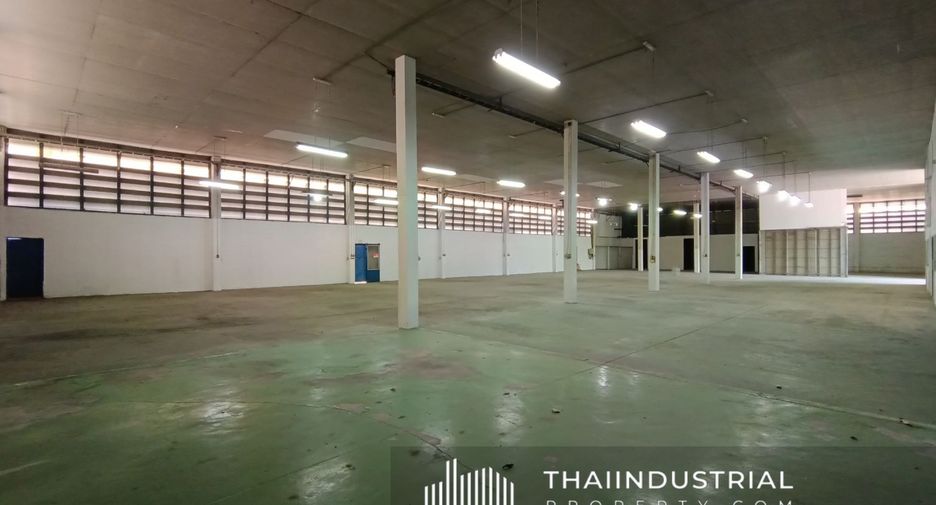 For rent warehouse in Ban Bueng, Chonburi