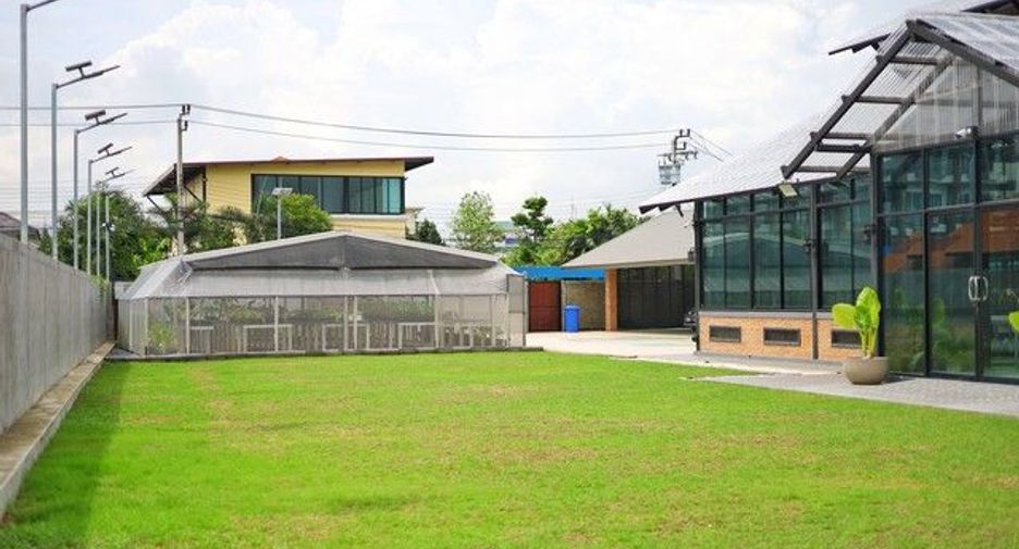 Продажа торговое помещение в Bang Kruai, Нонтабури