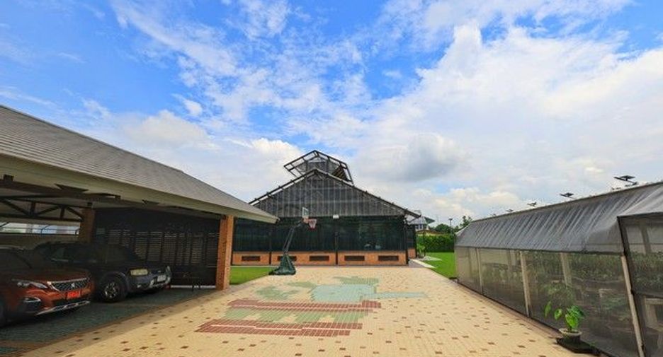 Продажа торговое помещение в Bang Kruai, Нонтабури