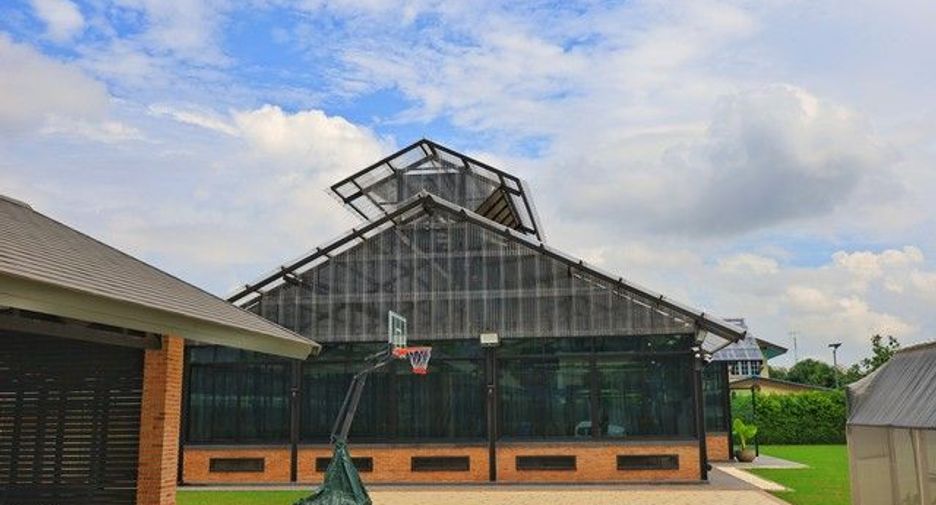 Продажа торговое помещение в Bang Kruai, Нонтабури