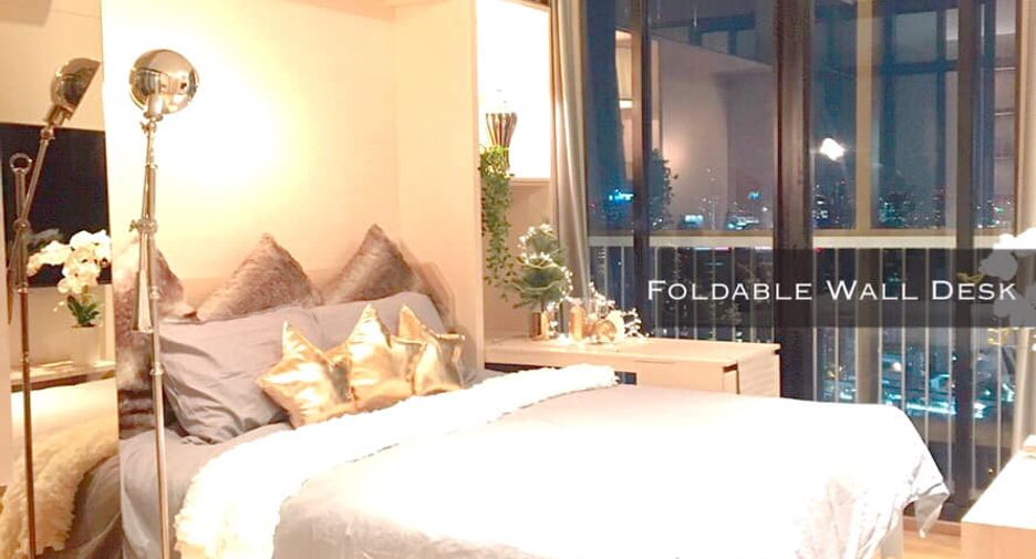 For rent 2 bedrooms condo in Khlong Toei, Bangkok