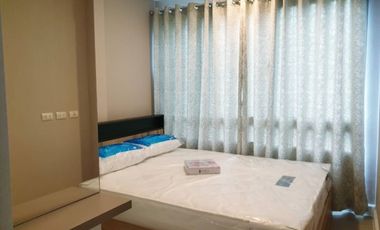 Wohnung zur Miete mit 1 Zimmer in Huai Khwang, Bangkok