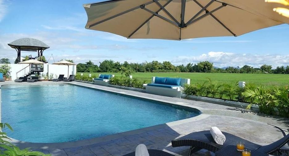 Hotel zum Kauf mit 7 Zimmer in Doi Saket, Chiang Mai