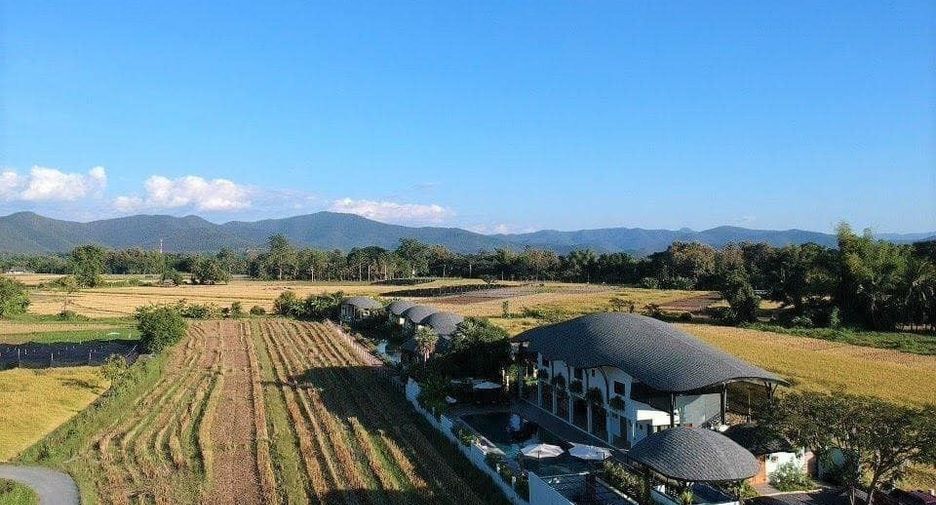Hotel zum Kauf mit 7 Zimmer in Doi Saket, Chiang Mai