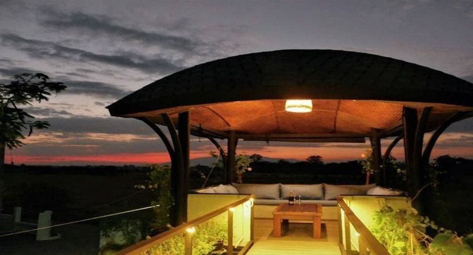 Hotel zum Kauf mit 7 Zimmer in Doi Saket, Chiang Mai